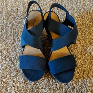 American Eagle Strappy wedges